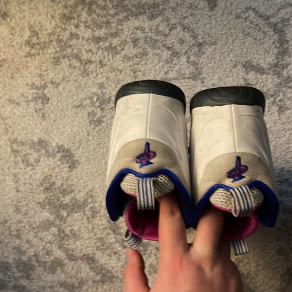 Size 6.5 (GS) - Nike Little Posite One Mid Fuchsia Blast - Picture 4 of 5